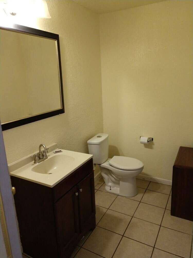 Motel Economy Inn