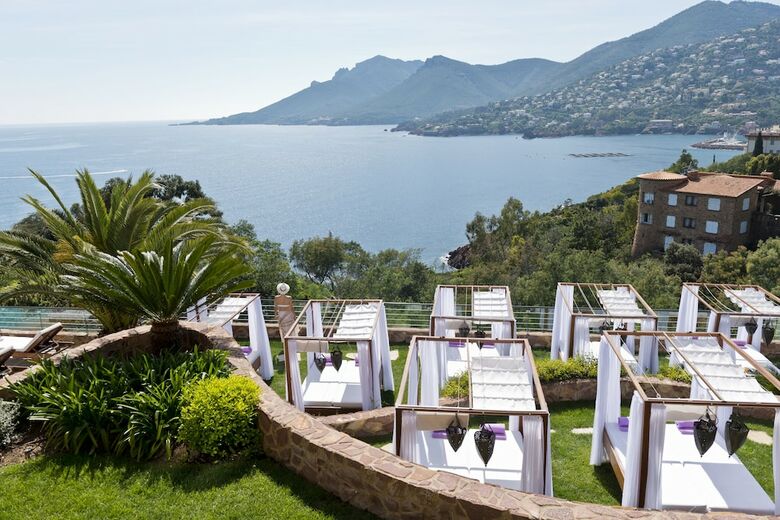 Hotel Tiara Yaktsa C�te D'azur