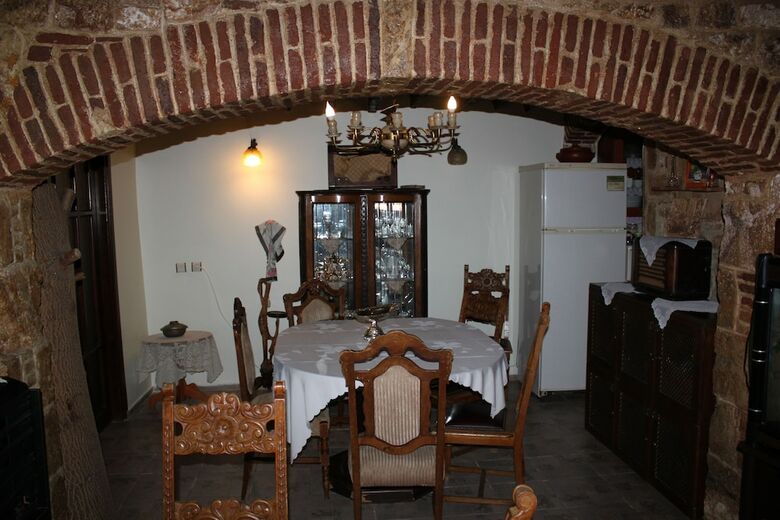 Hotel Zeynep Hanim Konukevi