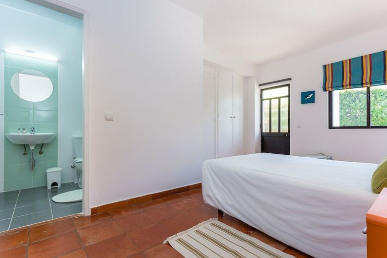 Bed & Breakfast Vila Sta Teresinha Suites