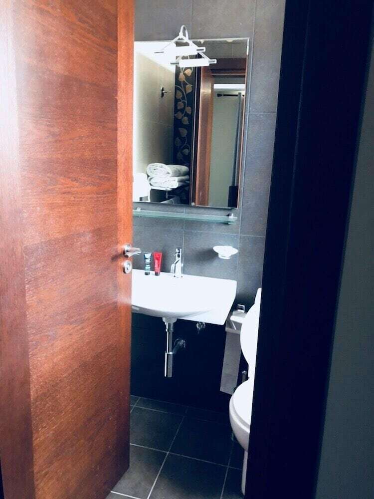 Icon Hotel