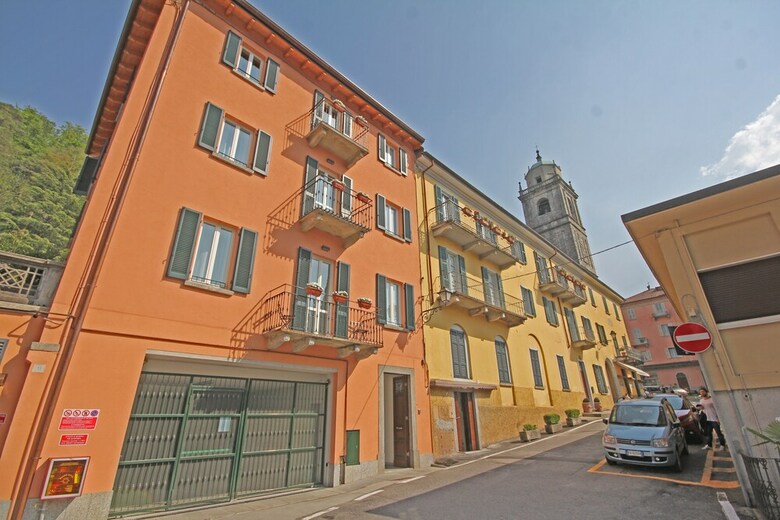 Diamond Apartments