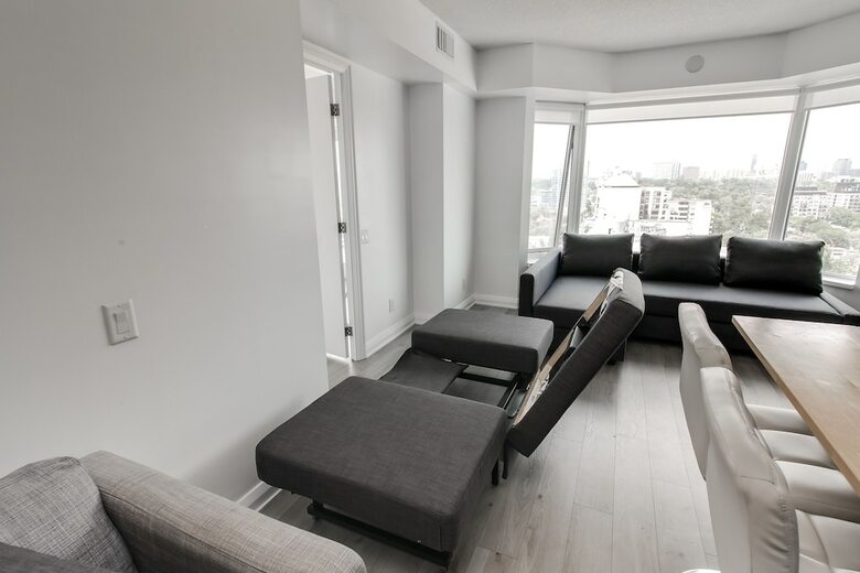 Execstay - Luxury Yorkville Suites