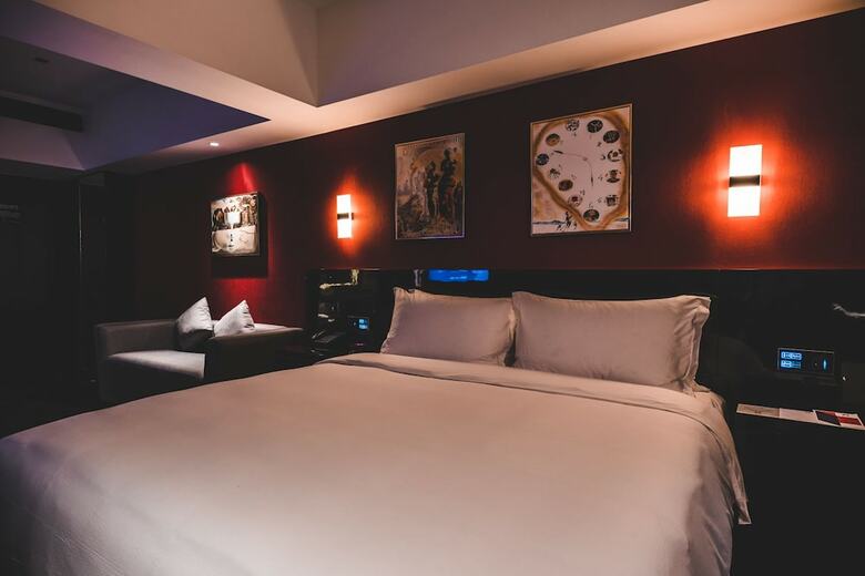 M Hotel