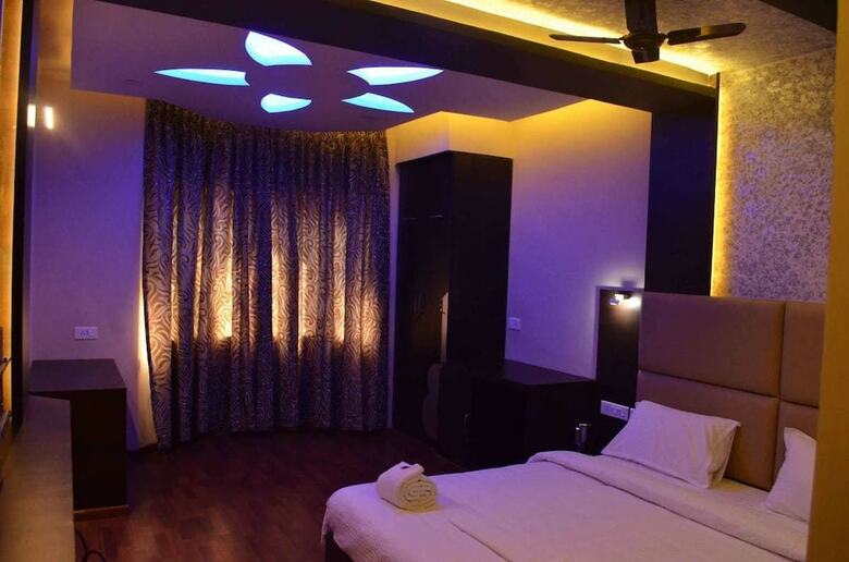 Hotel Sriram Jb Residency