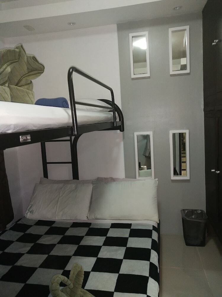 Studio Guestrooms In San Marino Residences