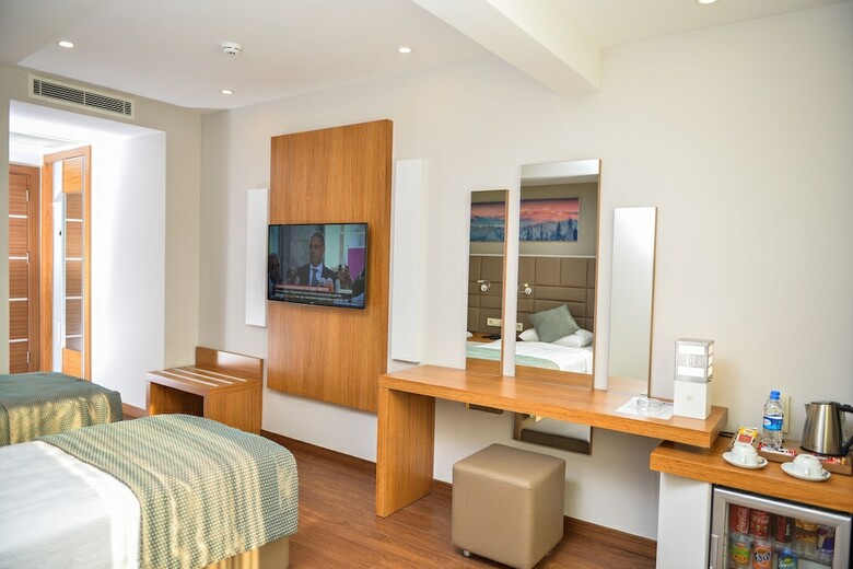 Hakcan Hotel