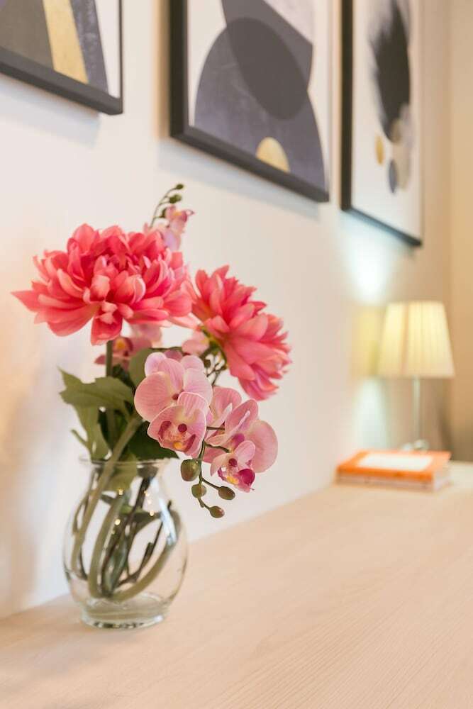 Minimalist Apartment Rivergate