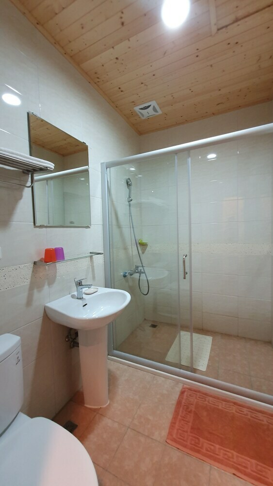 Hotel Warm & Cozy Inn