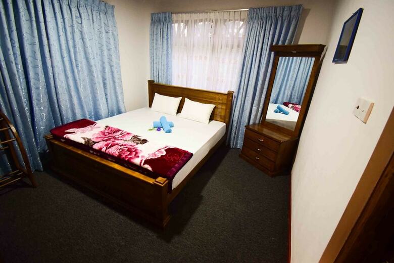 Hotel Yoho New Royal Guest Inn