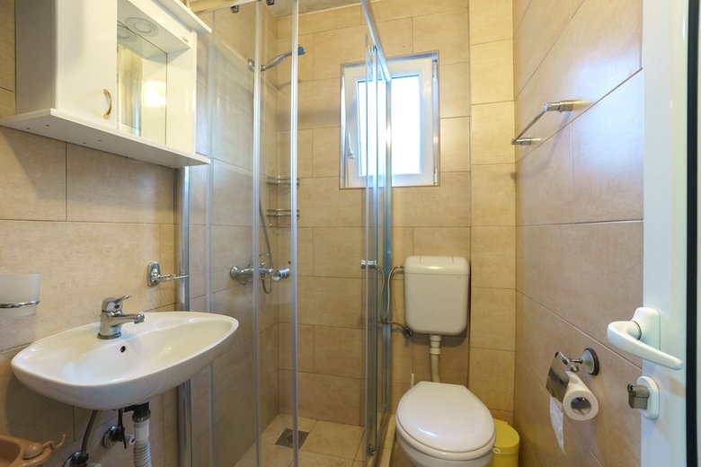 Aparthotel Apartments Lora