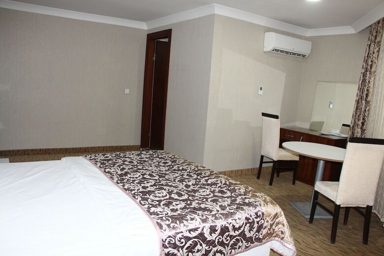 Sinan Hotel