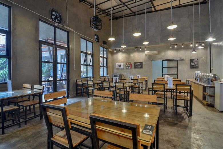 Image Hotel And Resto