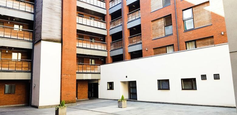 2 Bed Apartment Liverpool City Centre
