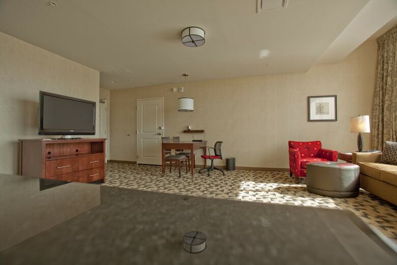 Hotel Embassy Suites Buffalo