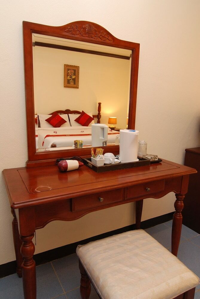 Hotel Lanta Seafront Resort