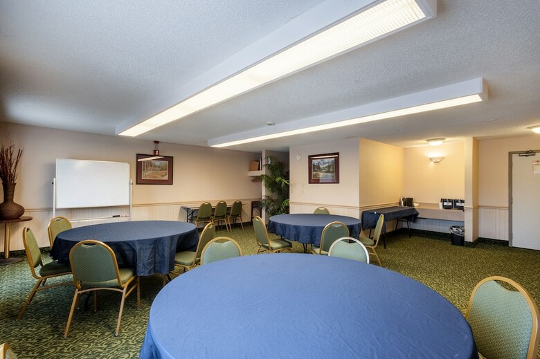 Clarion Hotel Seattle Airport