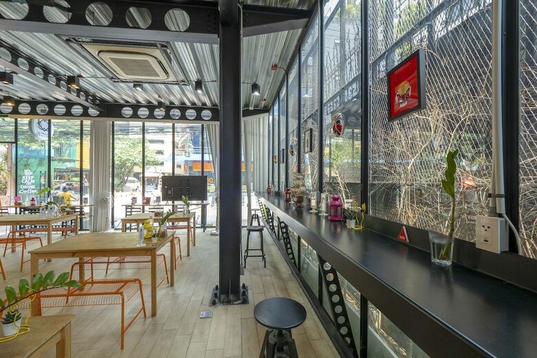 Hostal Guyasuka Ratchada - Hostel