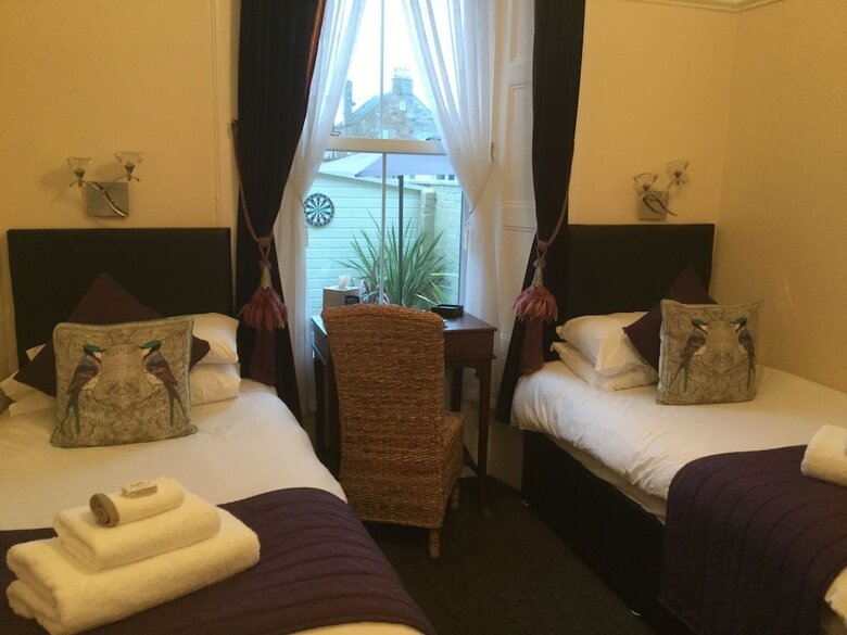 Hotel Bythesea Guest House