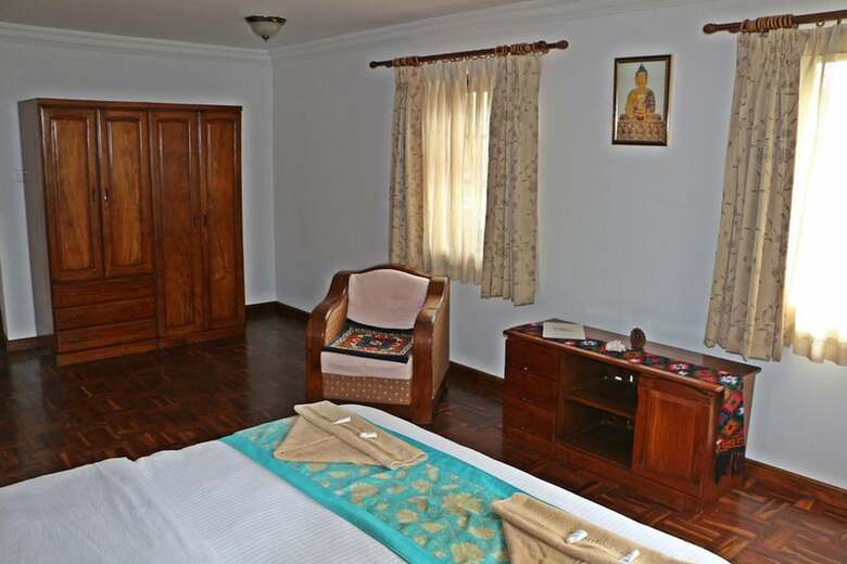 Bed & Breakfast Sherpa Homestay