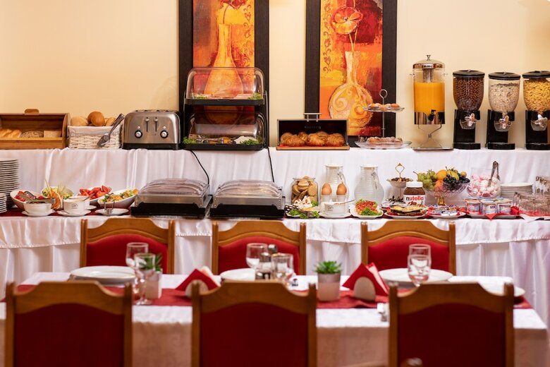 Grand Hotel Brasov