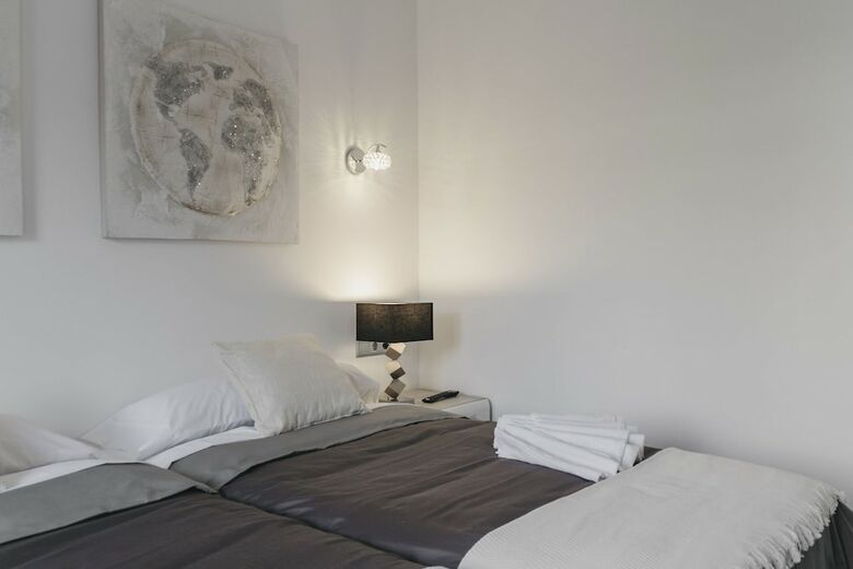 Apartamentos Playamar Beach