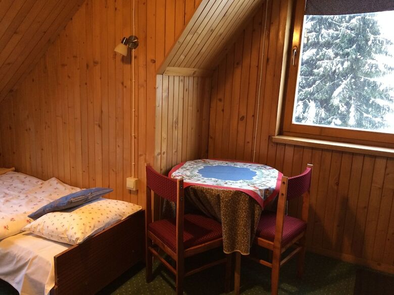 Bed & Breakfast Pokoje Go?cinne Pod Ciupag?