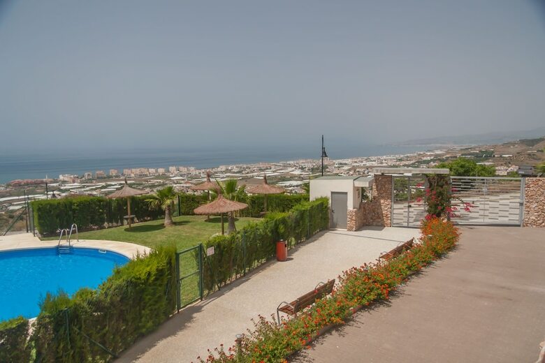 Apartamentos Sea Views Holiday House With Pool Torrox Canovas