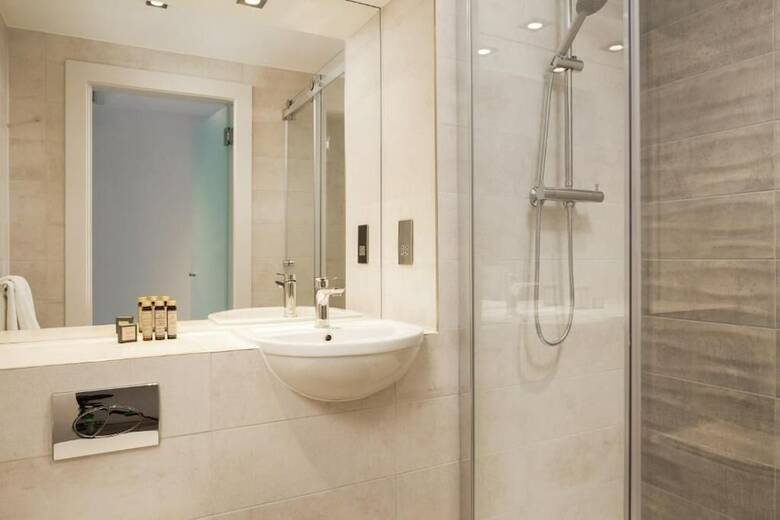 Aparthotel Roomzzz London Stratford
