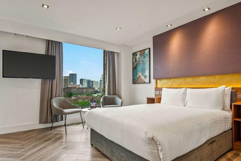 Aparthotel Roomzzz London Stratford