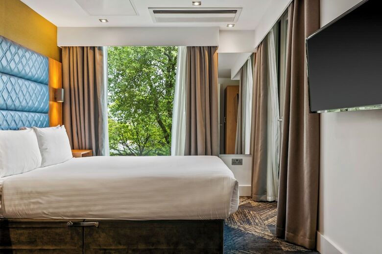 Aparthotel Roomzzz London Stratford