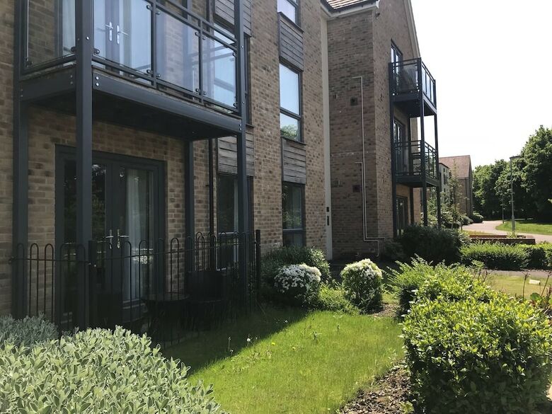 The West Cambridge Apartment