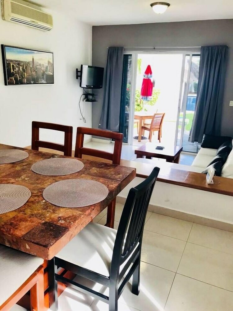 Mayamar By Xlieva, House In Playacar Close To 5th