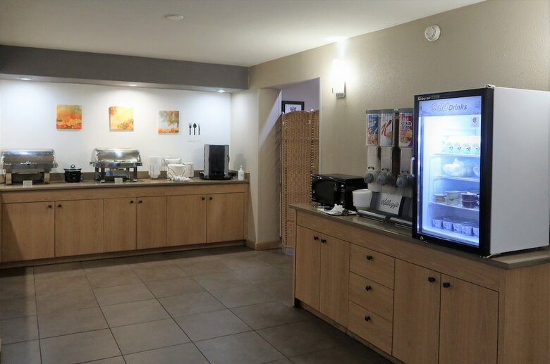 Hotel Greentree Inn & Suites