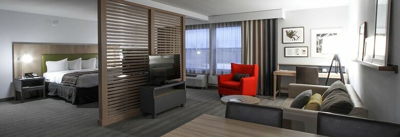 Hotel Greentree Inn & Suites