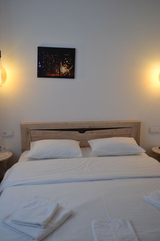 Art Hotel 16 Floor