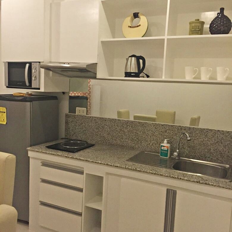 Alta Residences Legazpi