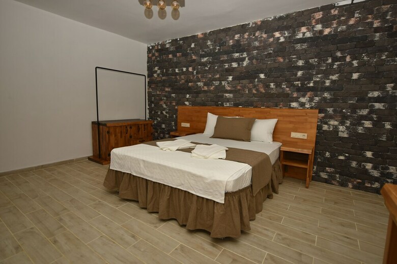 Hotel Garden Ada Butik