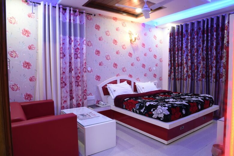 Hotel Gst Grand Plaza