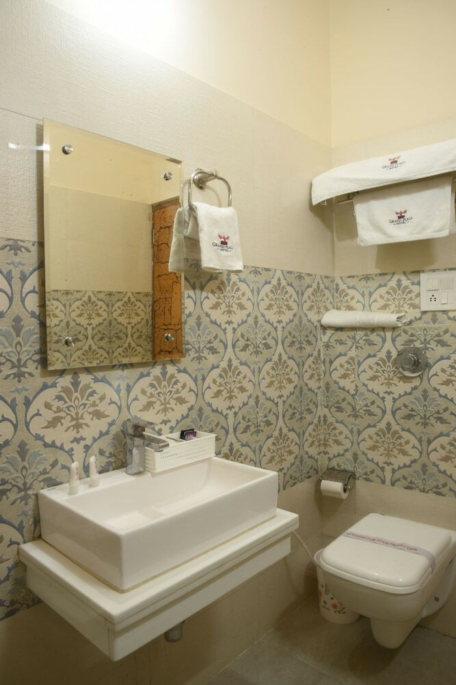 Hotel Gst Grand Plaza
