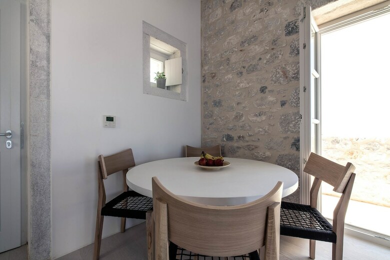 Hotel Ari� Estate Suites & Spa