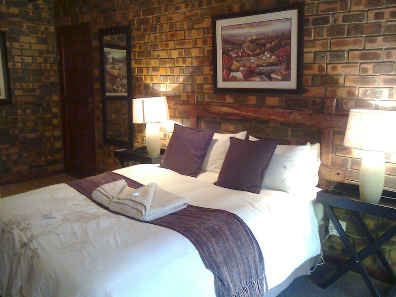 Hotel Khokha Moya Guest House