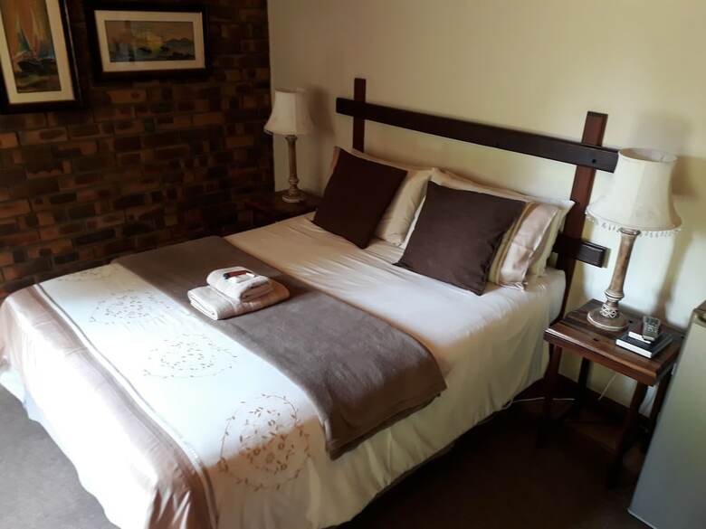 Hotel Khokha Moya Guest House