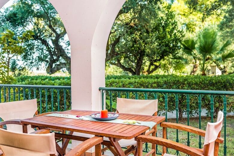 Villa Liofyto Apartments