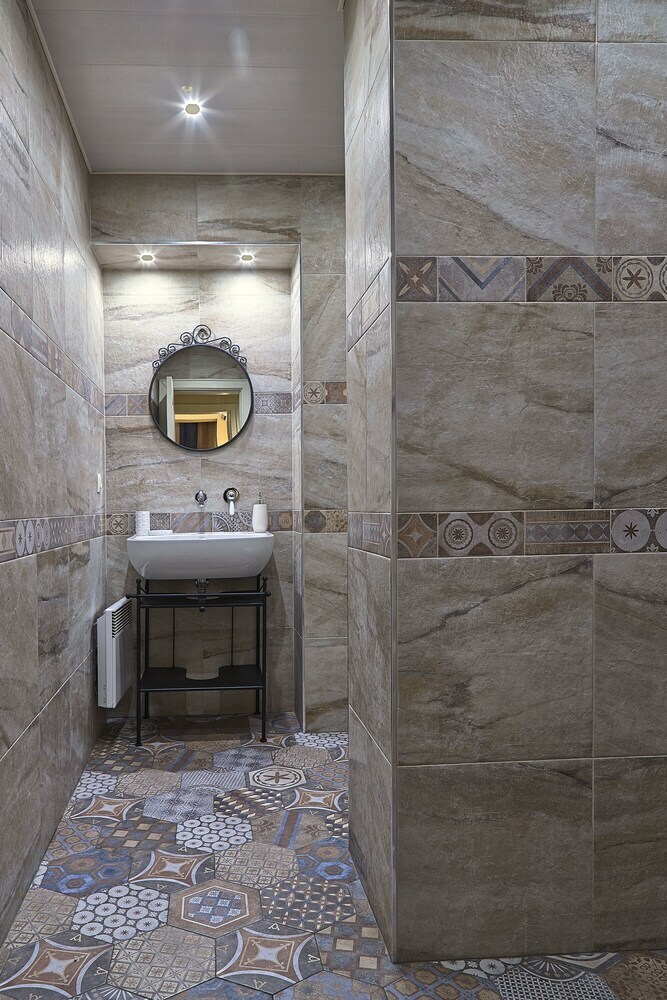 Baratero City Corner Apartment