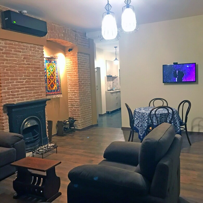 Oc Apartments