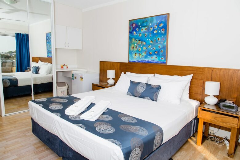 Apartamentos Cullen Bay Resort