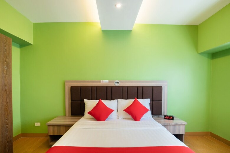 Oyo 196 Destiny Hotel