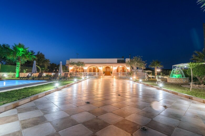 Villa Fontana Holiday Home