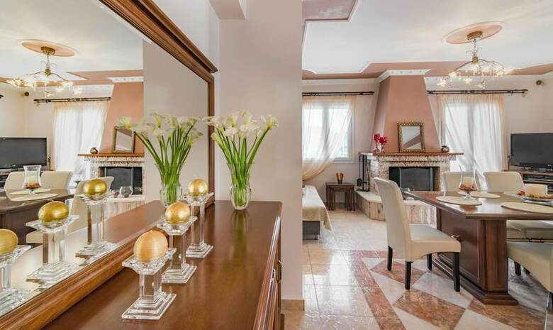 Villa Fontana Holiday Home